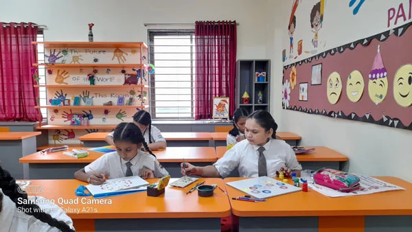 Ambe Group of Schools | Amenities - Art & Craft