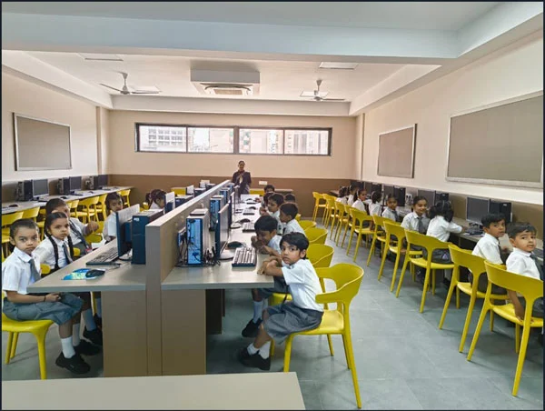 Ambe Group of Schools | Amenities - Computer Lab