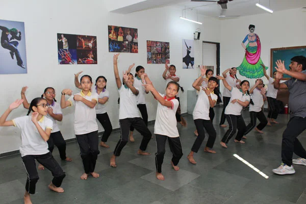 Ambe Group of Schools | Amenities - Dance